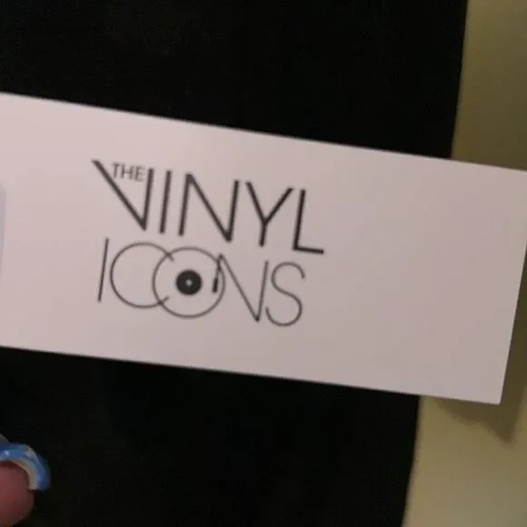 VINYL ICONS  AC⚡️DC  DISTRESSED  T SHIRT - Picture 8 of 9